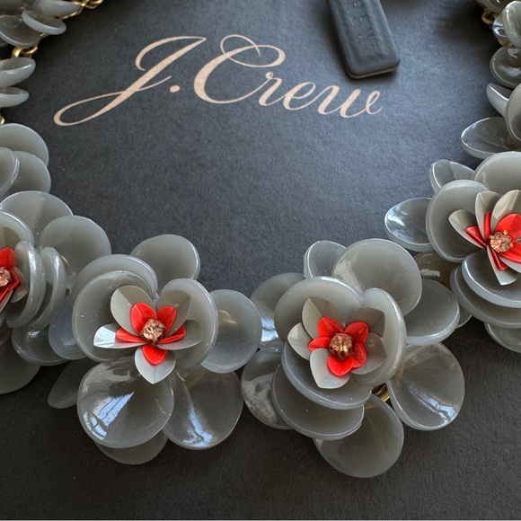 J. Crew floral statement necklace - Picture 4 of 8